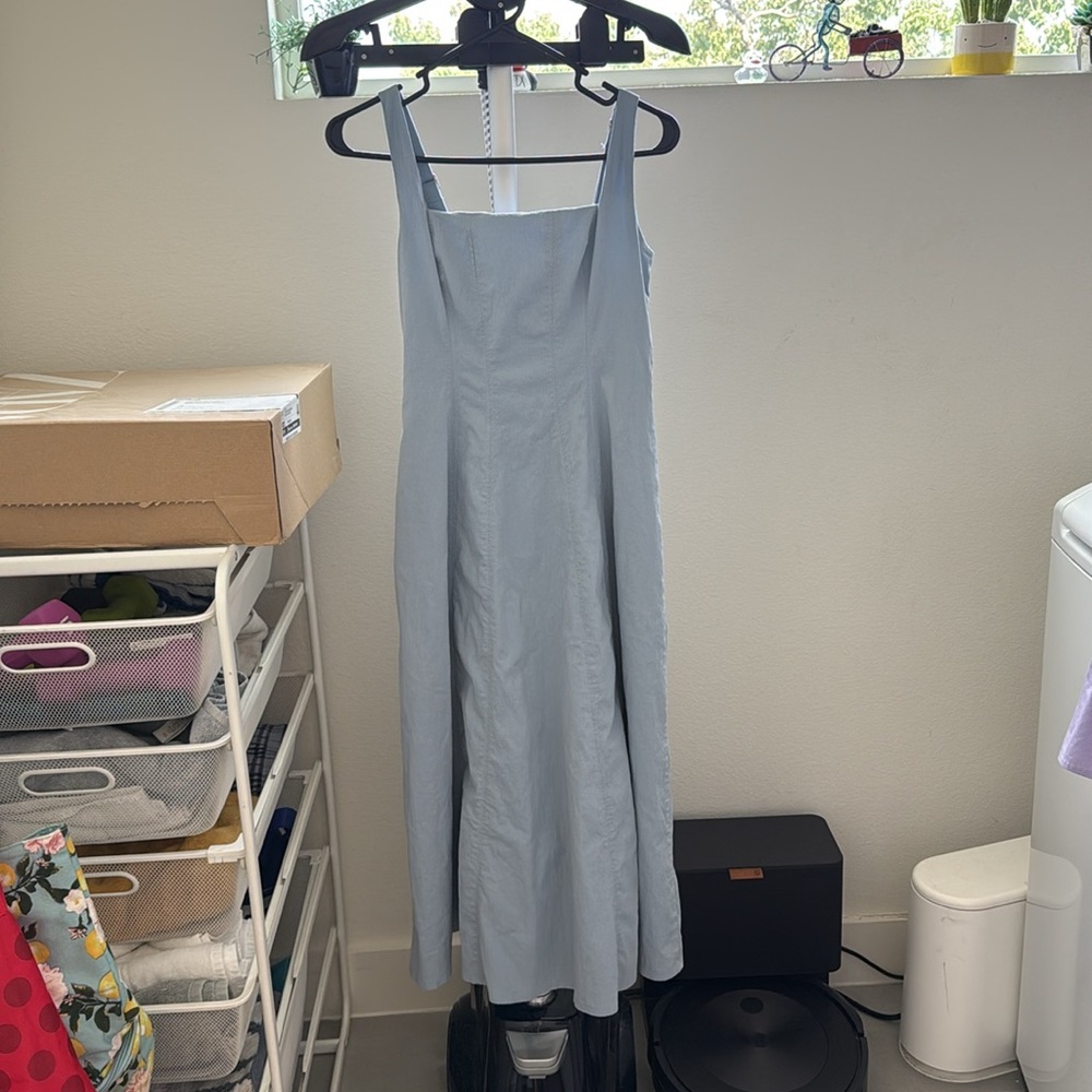 The A&F Mila Fit & Flare Stretch Midi Dress